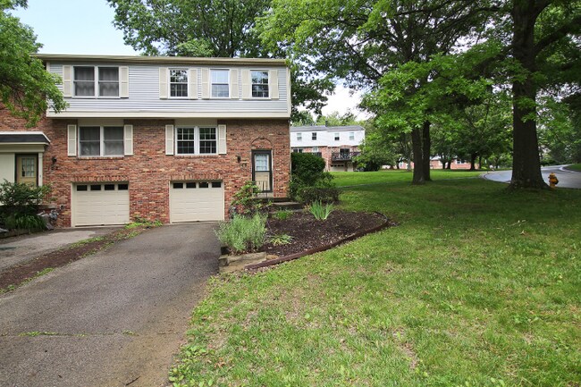 Foto del edificio - 100 Grouse Ct