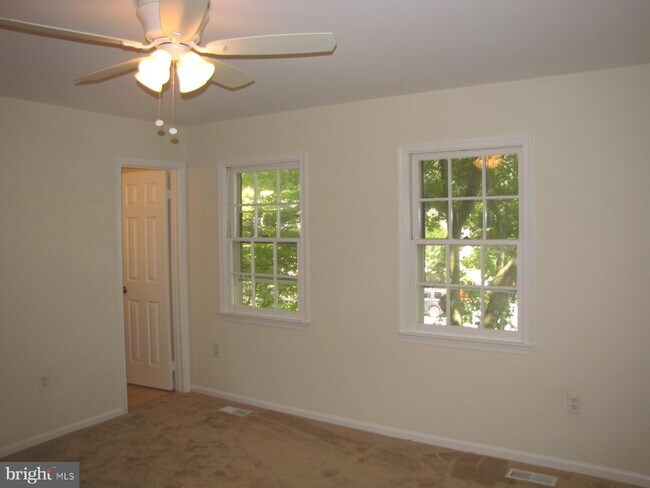 Building Photo - 10334 Pond Spice Terrace