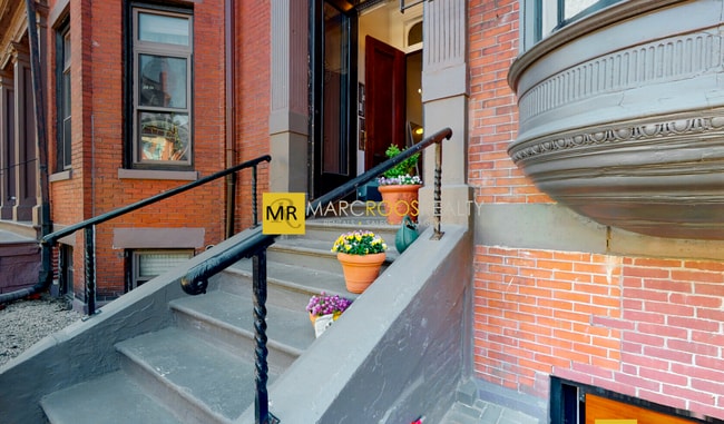 Building Photo - 400 Beacon St