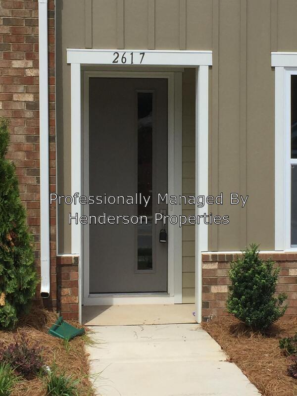 Building Photo - 2617 Statesville Ave