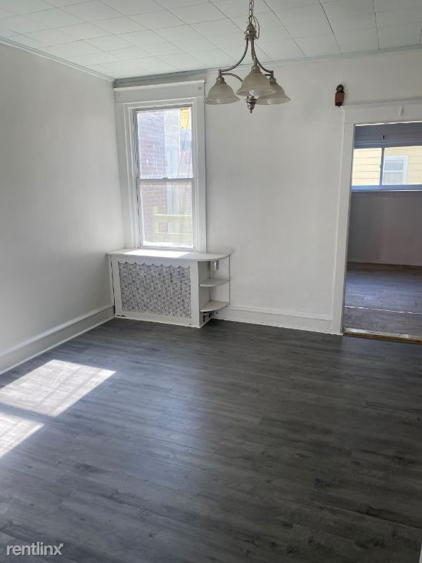Building Photo - 3 br, 2 bath Townhome - 6211 Mershon St