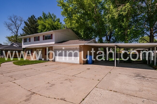 Building Photo - 1561 E 4945 S