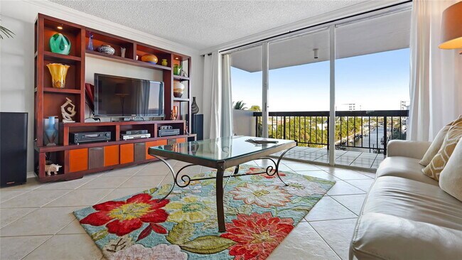 Foto del edificio - 4800 Bayview Dr