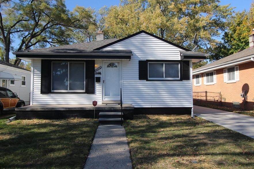 24909 Grove Ave, Eastpointe, MI 48021 House Rental in Eastpointe, MI