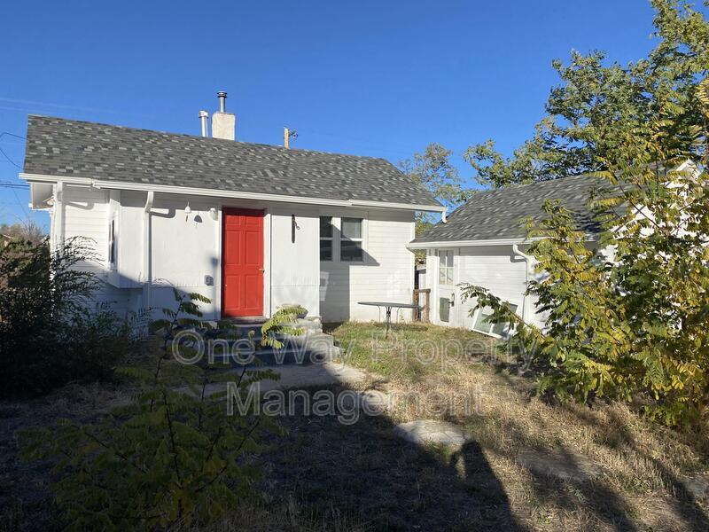 Primary Photo - 1003 13th St