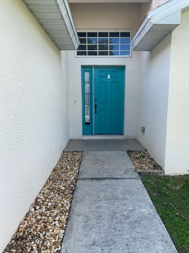 Foto del edificio - Discover Comfort & Convenience in Shadowmoss Community!