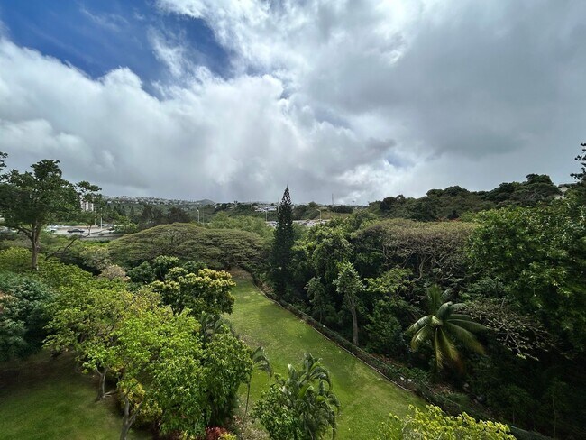 Foto del edificio - 2-bedroom - Pearlridge Convenience