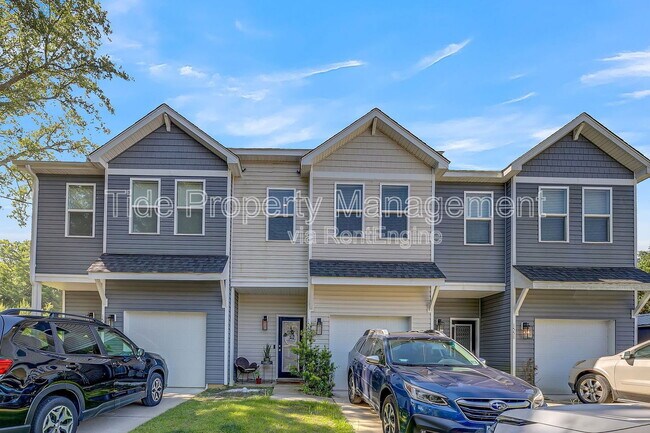 Foto del edificio - 1549 Evergreen St