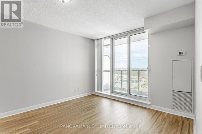 Building Photo - 205-1205 Sherway Gardens Rd
