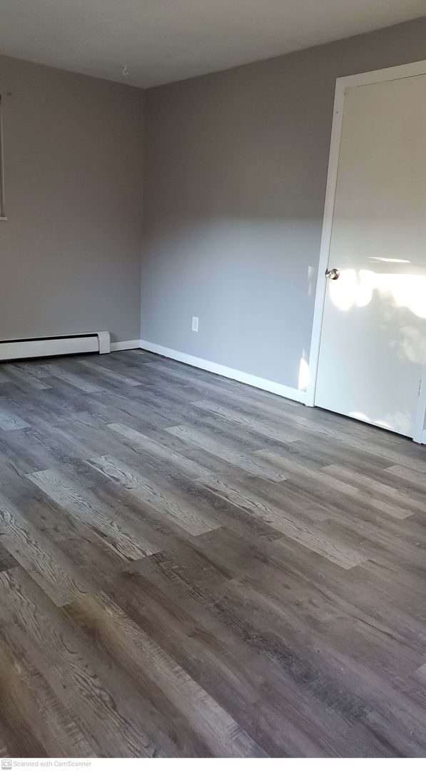 Foto del edificio - 27 W Parkwood Dr