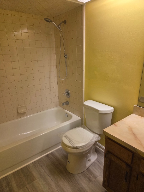 Building Photo - 9527 Glenn Abbey Way