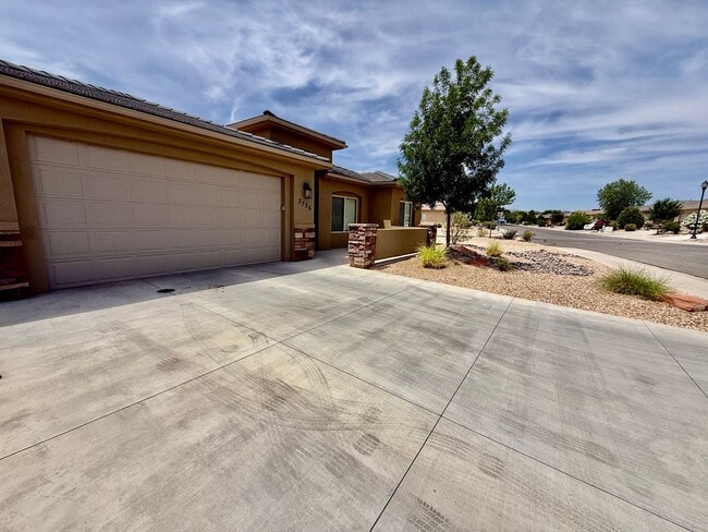 Building Photo - 4 Bedroom Home for Rent
