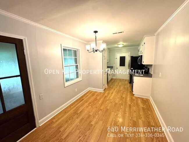 Foto del edificio - 660 Merriweather Rd
