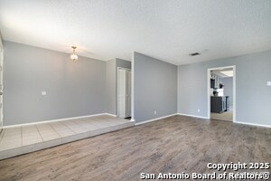 Foto del edificio - 7414 Elderberry St