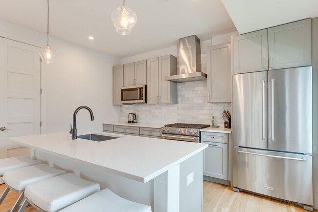 Foto del edificio - 3890 W 13th Ave