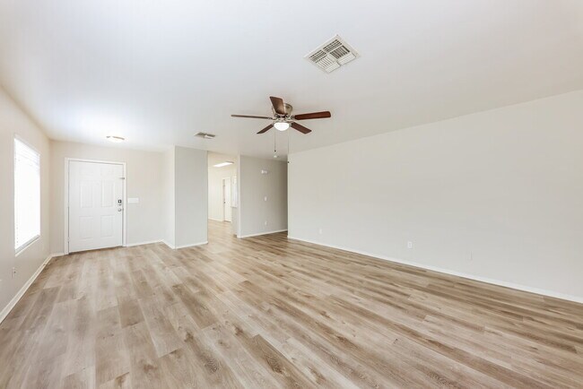 Foto del edificio - 8817 N 20th Ave