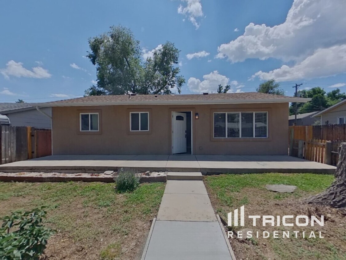 Foto principal - 1129 Florence Ave