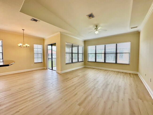 Foto del edificio - 1303 Verde Dr