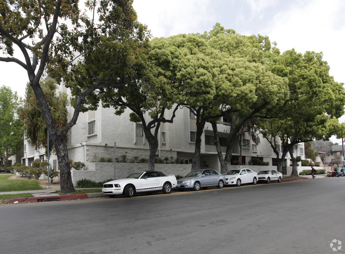 Primary Photo - Terrace Apartments - Student Housing