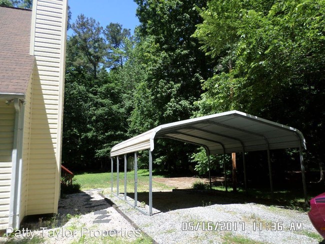 Building Photo - 8413 Polaris Dr
