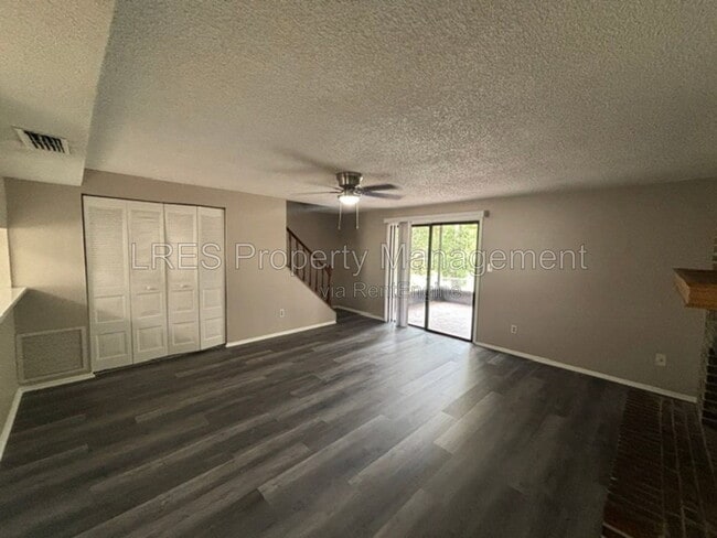 Building Photo - 4974 Sanoma Village
