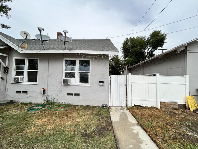 Building Photo - 3163 1st St