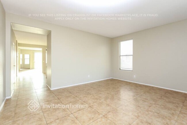 Foto del edificio - 6826 S 30th Ln