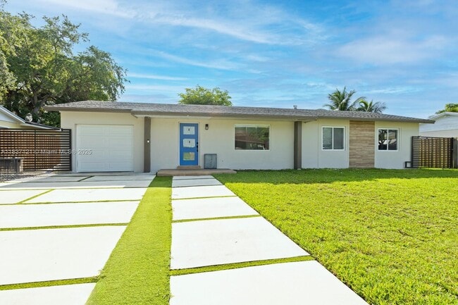 Building Photo - 18013 SW 89th Pl