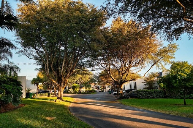 Foto del edificio - 8898 SW 62nd Terrace