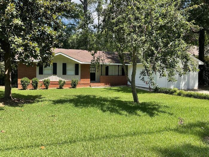 858 Green Oak Terrace, Macon, GA 31210 House for Rent in Macon, GA
