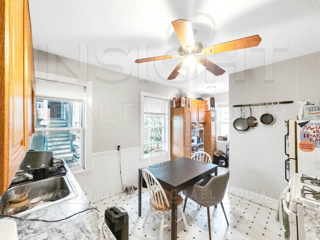 Foto del edificio - 8 Parkton Rd