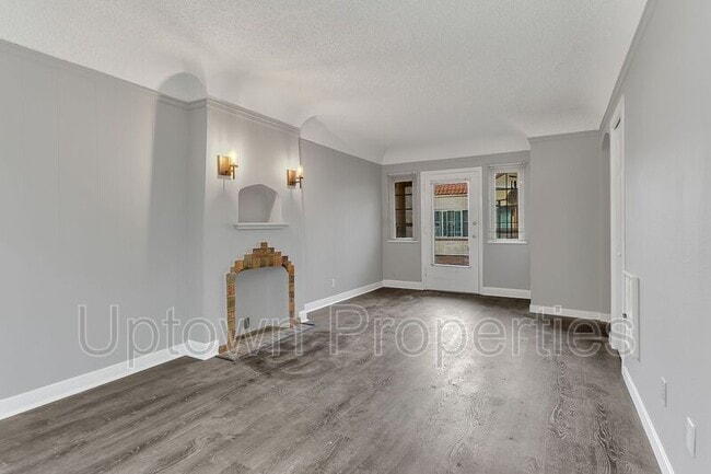 Building Photo - 1328 NE 68th Ave