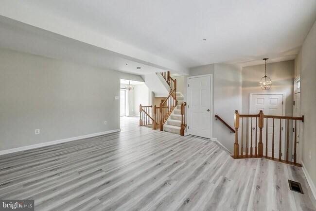 Foto del edificio - 13504 Hayworth Dr