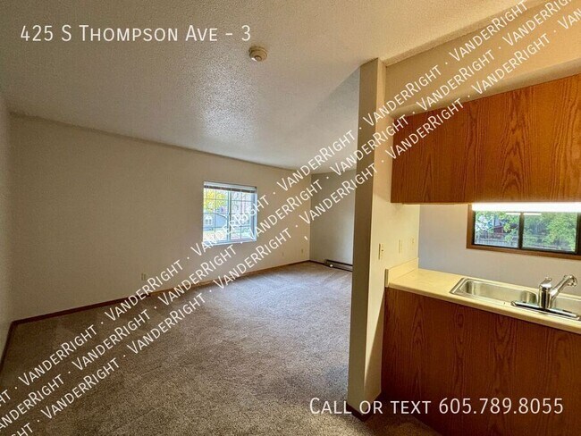 Foto del edificio - 425 S Thompson Ave