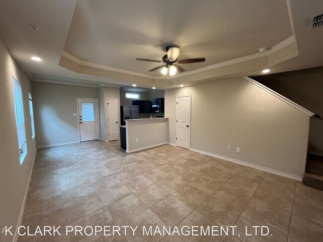 Building Photo - 3 br, 2.5 bath House - 13907 ANNA'S WAY #101