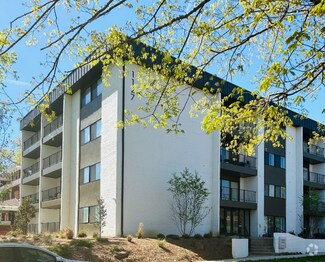 Building Photo - 1127 13th St