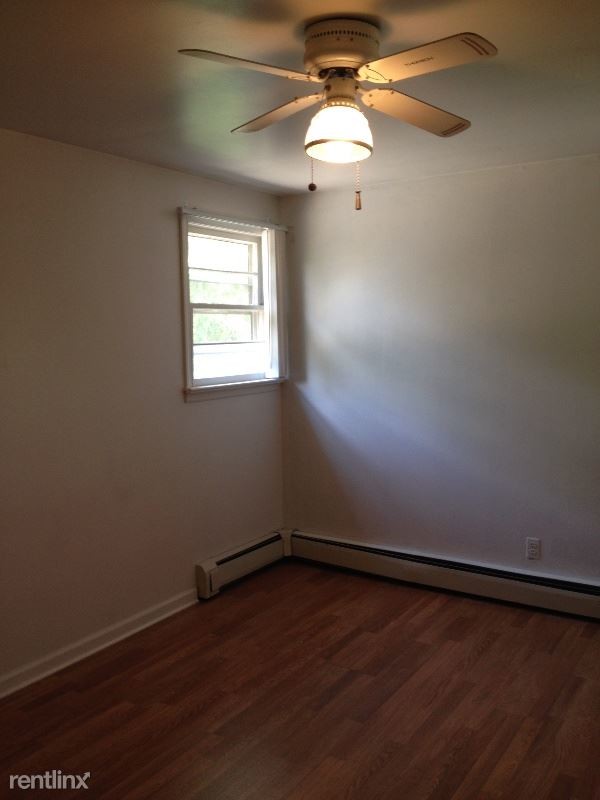 Building Photo - 5 br, 2 bath House - 746 route 206