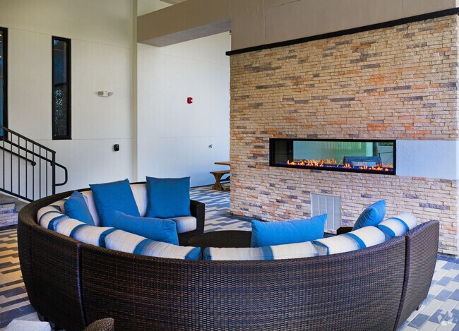 Piscina -Patio - The Gathering at Arbor Greens