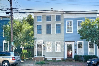 Building Photo - 1224 Prince St