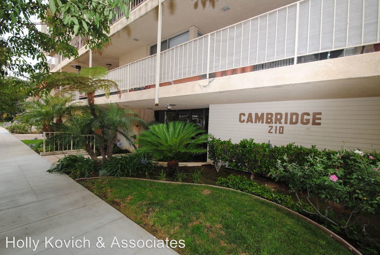 Primary Photo - 2 br, 2 bath House - 210 Grand Ave. Unit 103