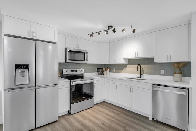 Foto del edificio - 6805 S Juanita St