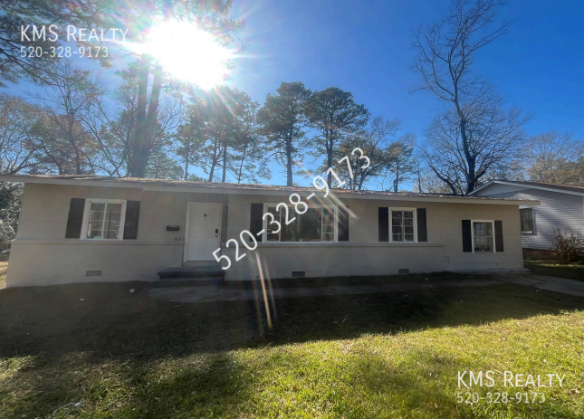 Primary Photo - 2 Bed/2 Bath Home