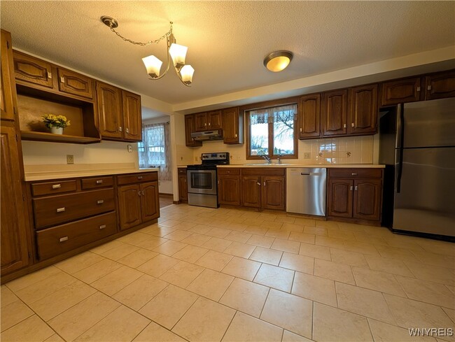 Foto del edificio - 270 Selkirk Dr