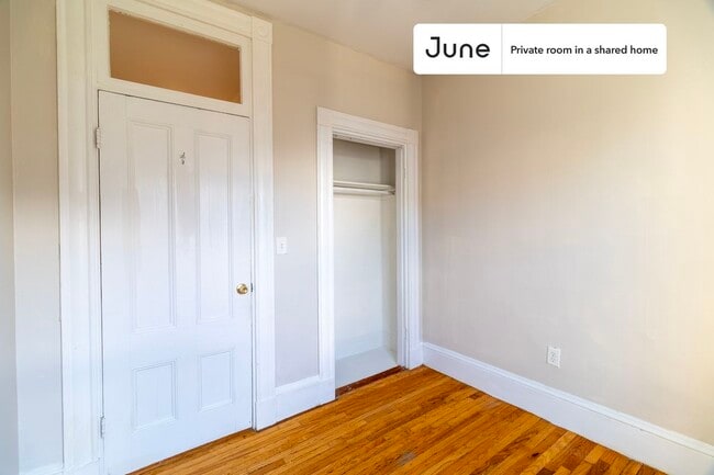 Foto del edificio - Room in Shared 4 bed/2 bath home