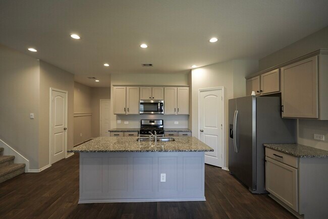 Foto del edificio - 20241 Portbec Dr