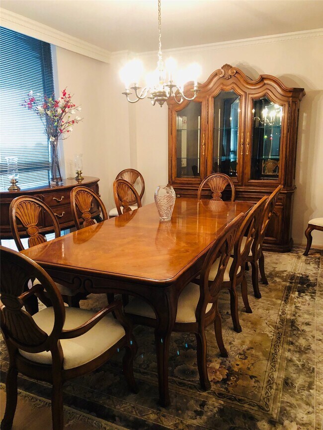 Foto del edificio - 5110 San Felipe St