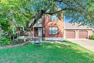 Building Photo - 10903 Chateau Hill