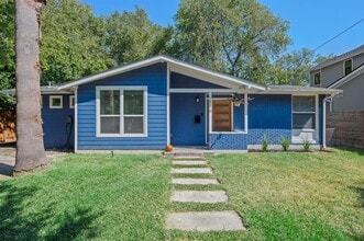 Building Photo - 1516 Broadmoor Dr