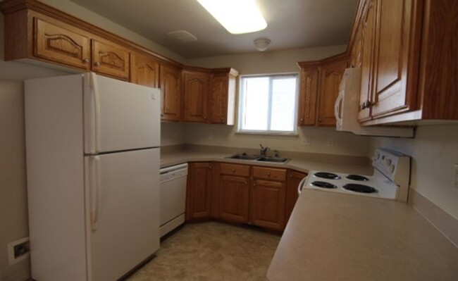 Foto del edificio - Newer 3 bedroom twin home in east Idaho Falls