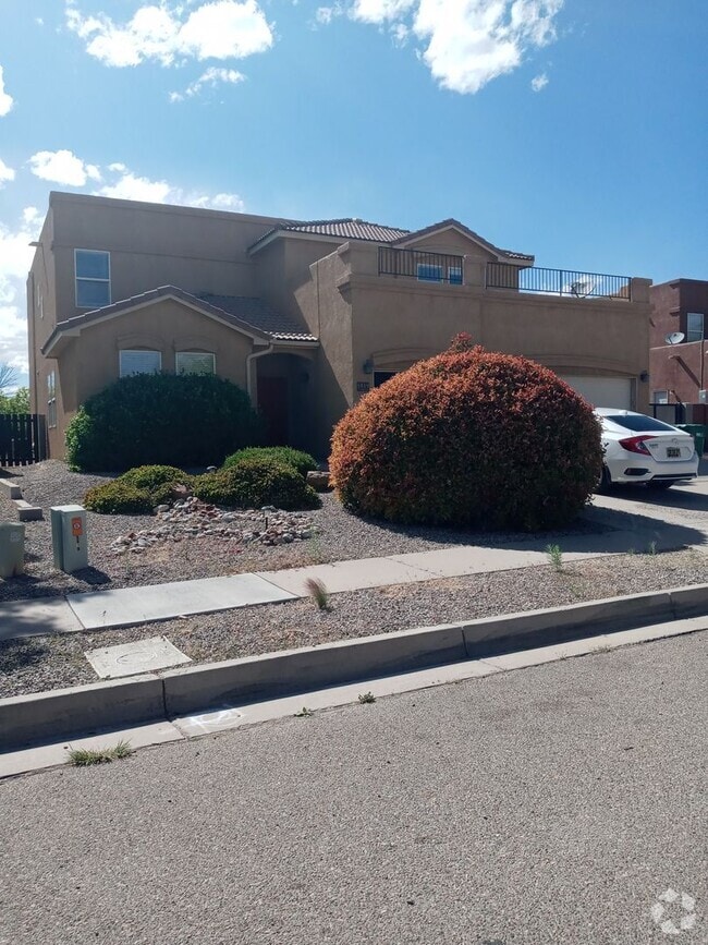Building Photo - 5519 Cibola Dr NE